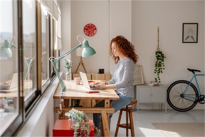Pros and Cons of Remote / Work at Home Jobs